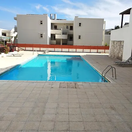 Holyday Ground Floor, Free Internet * Ayia Napa